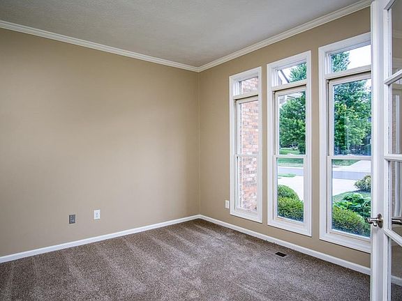 5th image of 3343 Heritage Trace Dr W