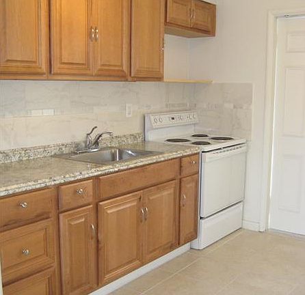 3rd image of 347 NE 108th St #353