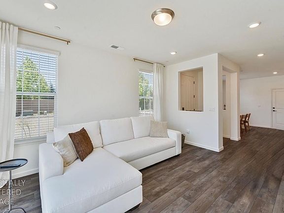 3rd image of 148 Terrawood Ct