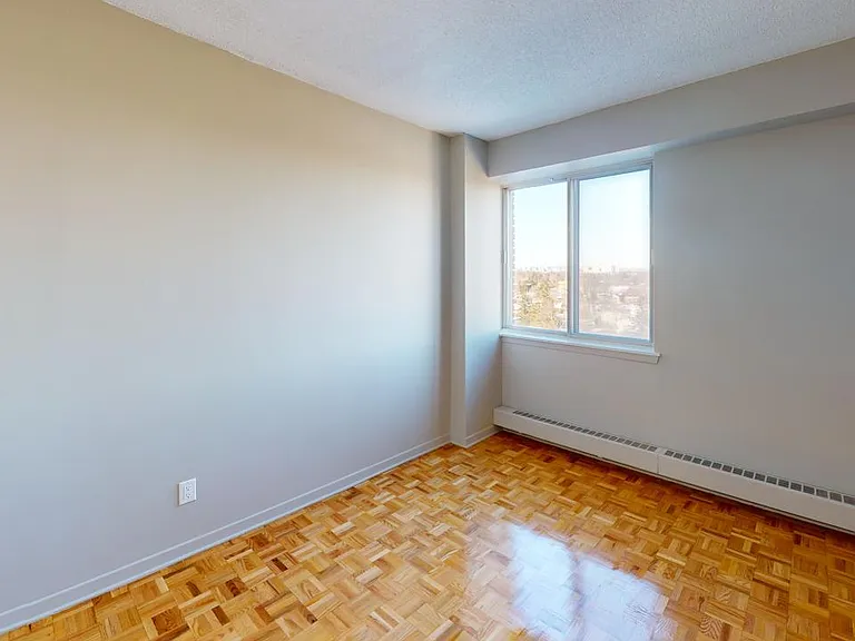 2220 Halifax Dr — Photo 42