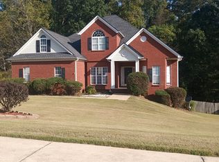 140 Ridgecrest Dr, Fayetteville, GA 30215