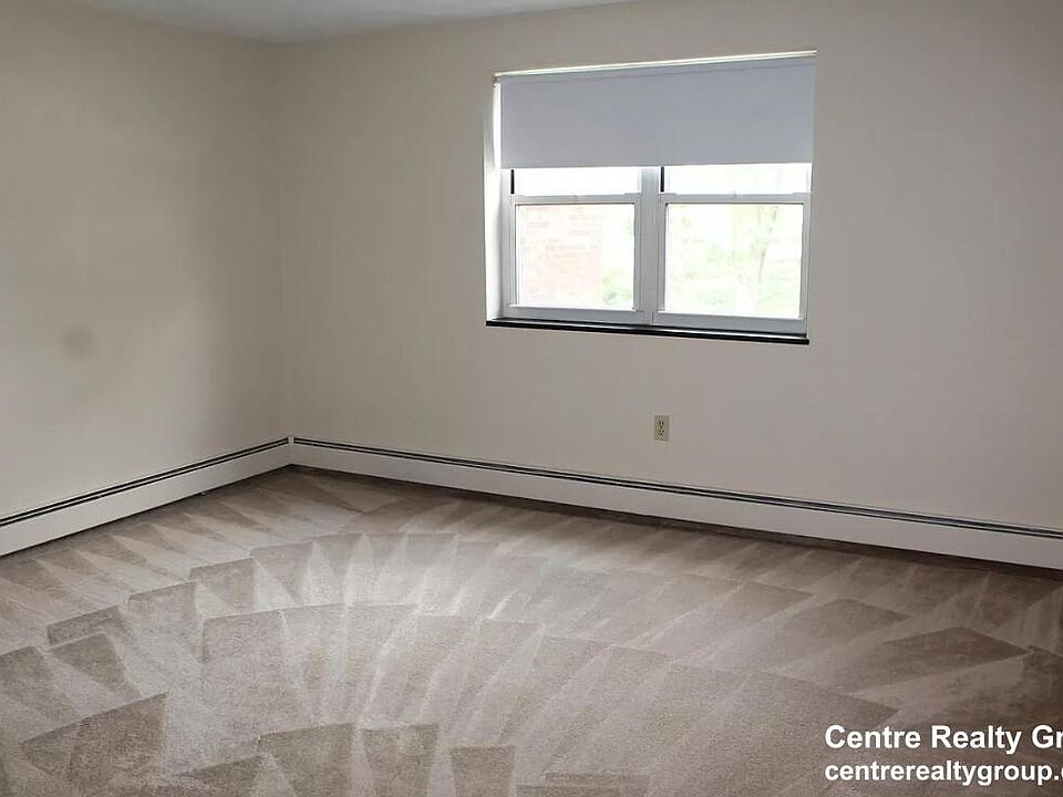 1st image of 1555 Lexington St #31