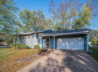 10617 Verdin St NW, Coon Rapids, MN 55433
