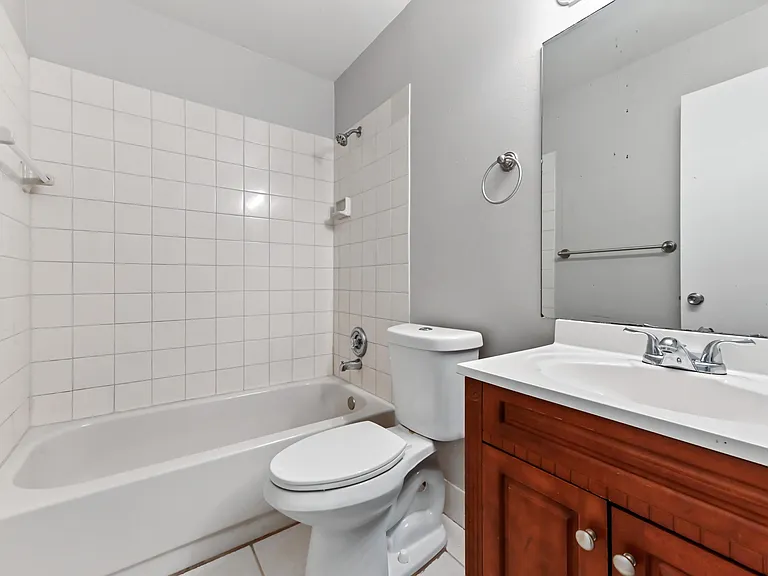 6041 10th Ave N #228 — Photo 11