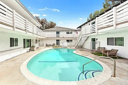 1606 Westcliff Dr. — Photo 24