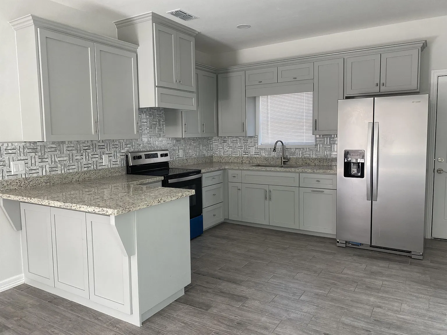 5908 Puffin Avenue - 4 — Photo 3