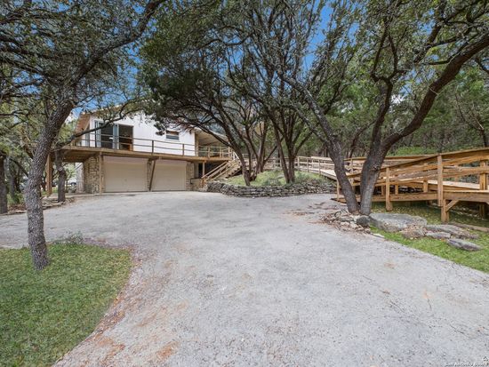 1327 SPRINGWATER, Canyon Lake, TX 78133