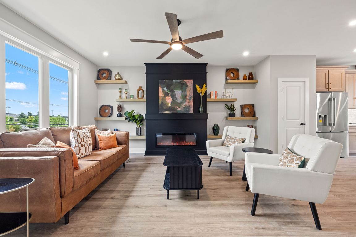 next background image