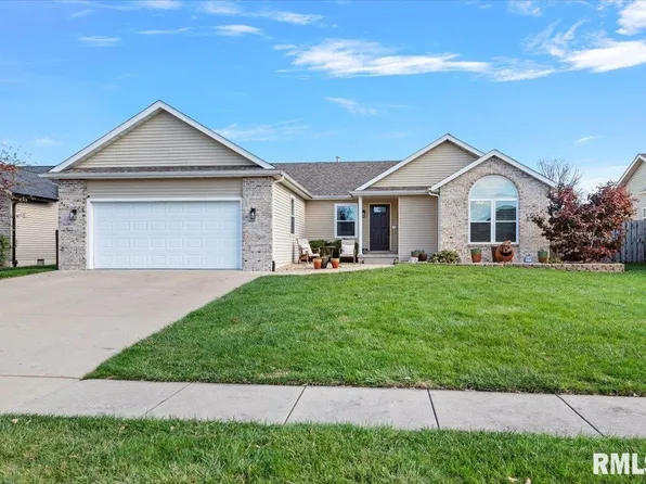 418 Mayapple Glen St, Chatham, IL 62629