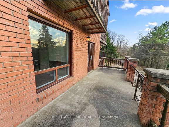 5th image of 16568 Mount Hope Rd