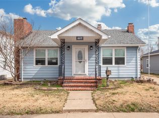 457 Leslie Ave, Wood River, IL 62095