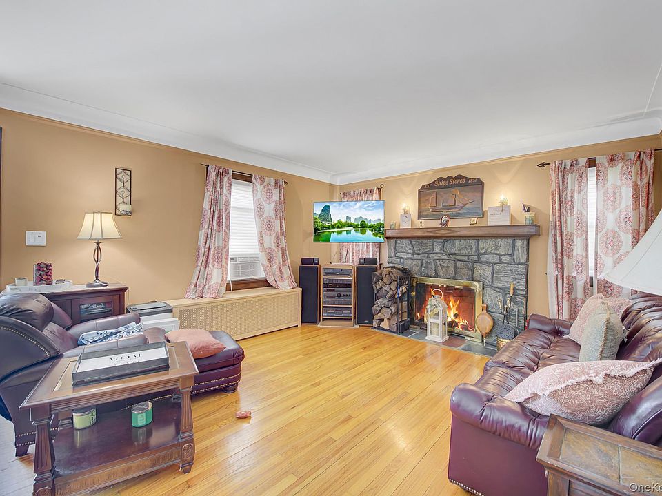 1st image of 130 Fairfield Avenue