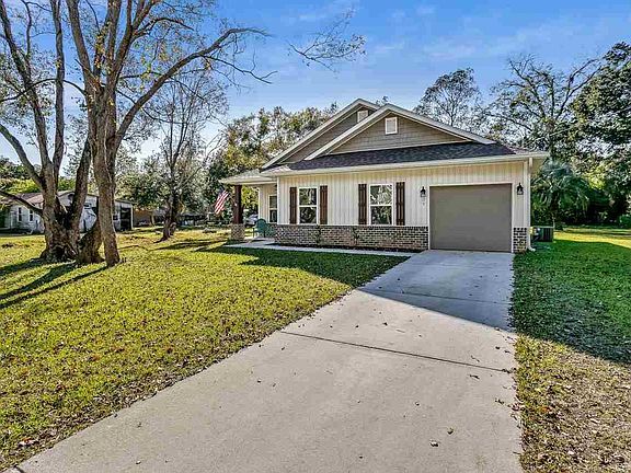2nd image of 34 Camelia Dr