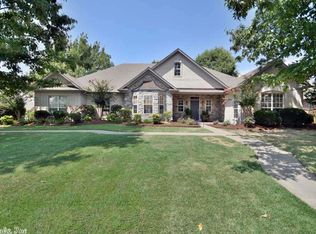 4450 Tree House Dr, Conway, AR 72034