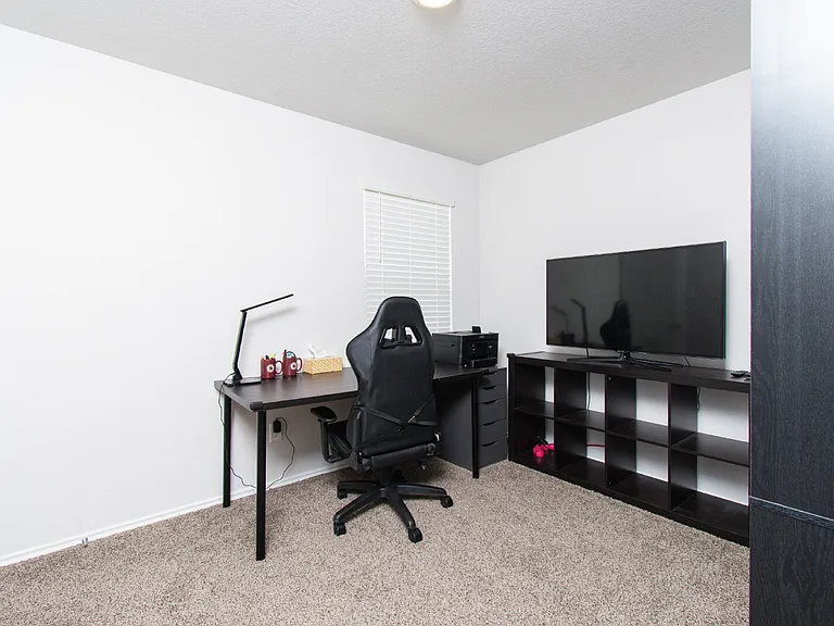 1307 Prospector Trl — Photo 17