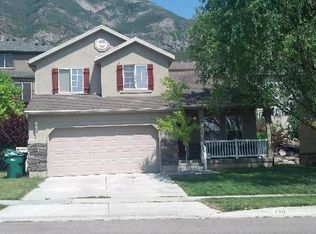 10342 N Bayhill Dr, Cedar Hills, UT 84062