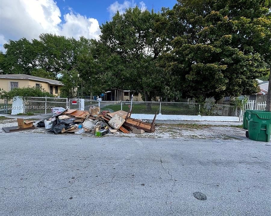 1st image of 43 NW 58th St