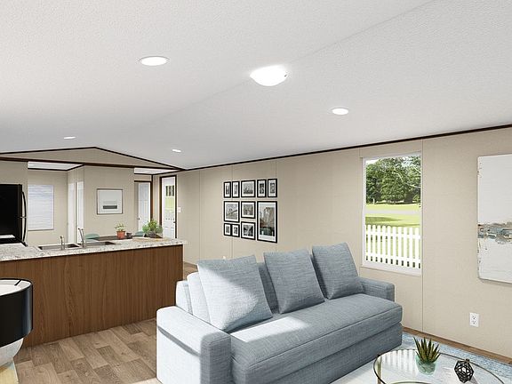 Interior LR to Kitchen