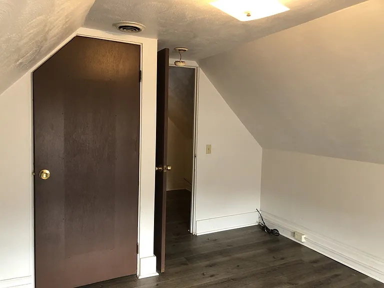 608 2nd St #3 — Photo 5