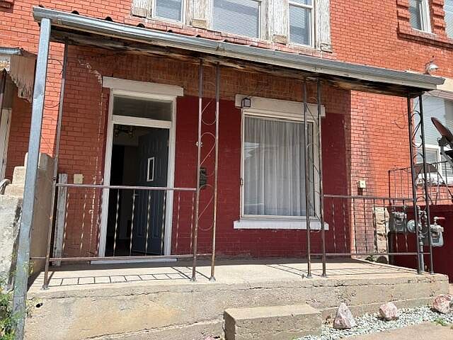 1st image of 412 S Maple St