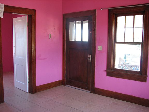 3rd image of 11417 Windlawn Ct