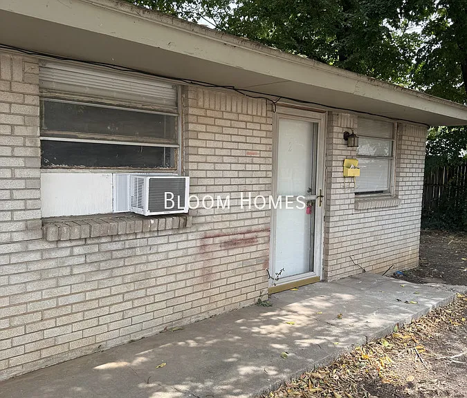 4708 N Central Rd #2 — Photo 1
