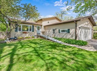 788 N Hainesville Rd, Round Lake Park, IL 60073