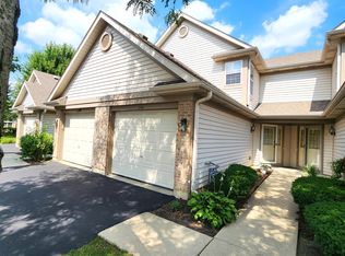 1864 Grove Ave, Schaumburg, IL 60193