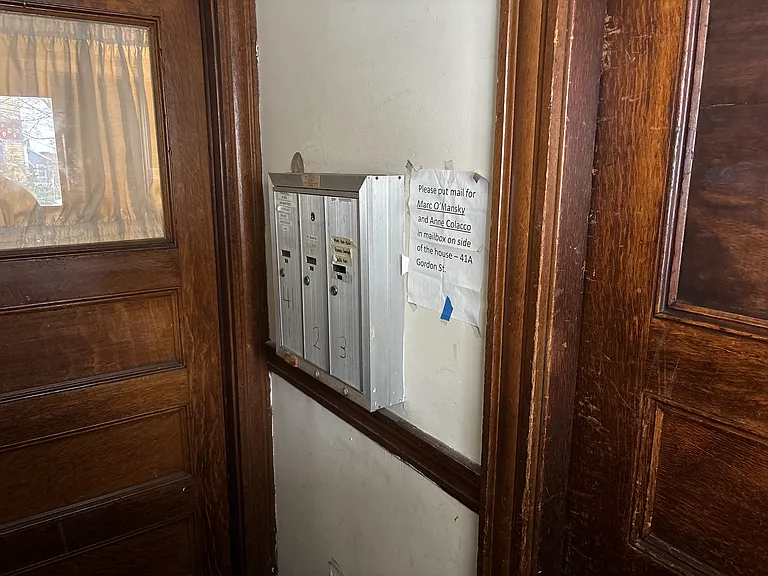 Gordon St — Photo 13