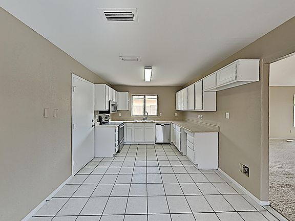 5th image of 3631 W Wahalla Ln