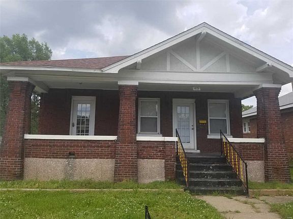 3rd image of 419 N Wood River Ave