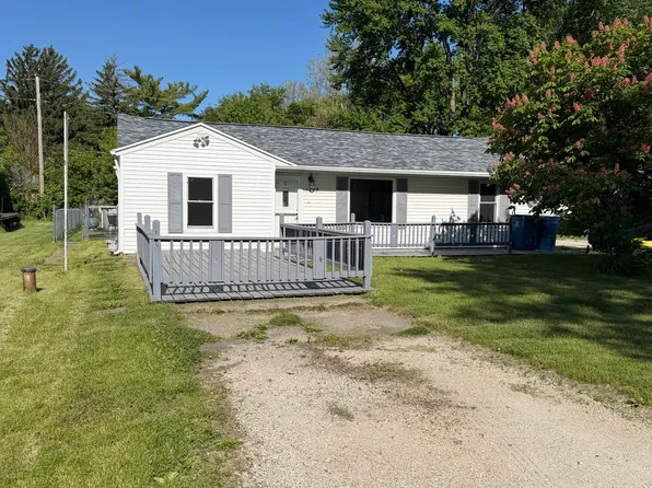 1205 Wilson St, Sterling, IL 61081