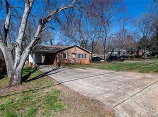404 W 27th St, Newton, NC 28658
