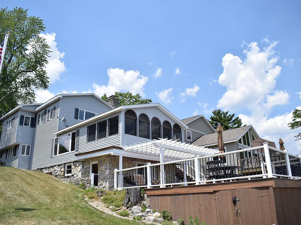 1st image of 50207 W Lakeshore Dr