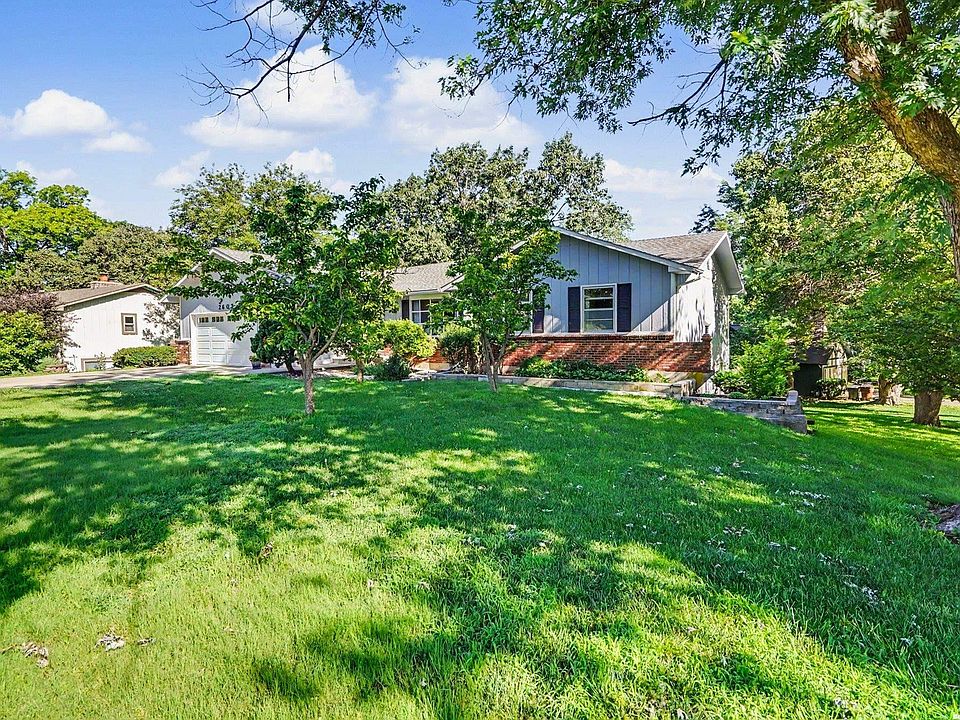 1st image of 2602 Orchard Ln