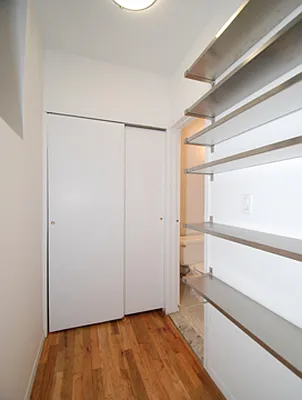 Rented by Buchbinder & Warren | media 23