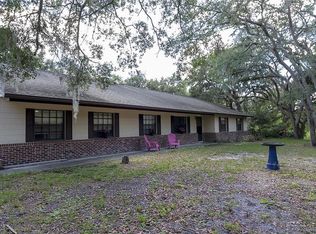 340 Shady Woods Rd, Geneva, FL 32732