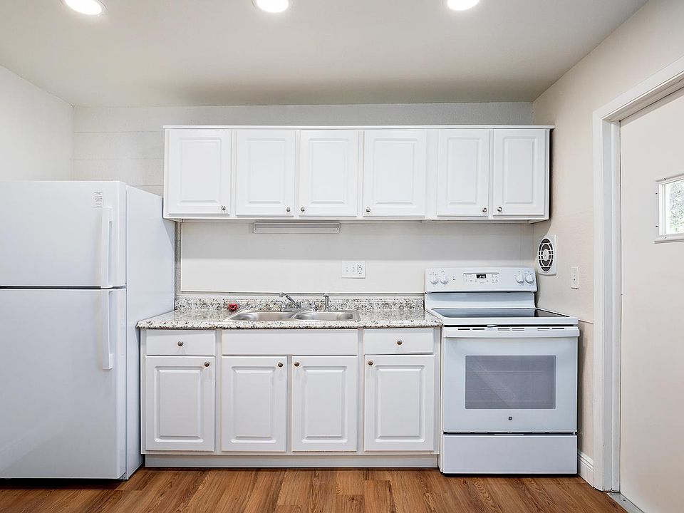 1st image of 101 Bumby Ave #B22