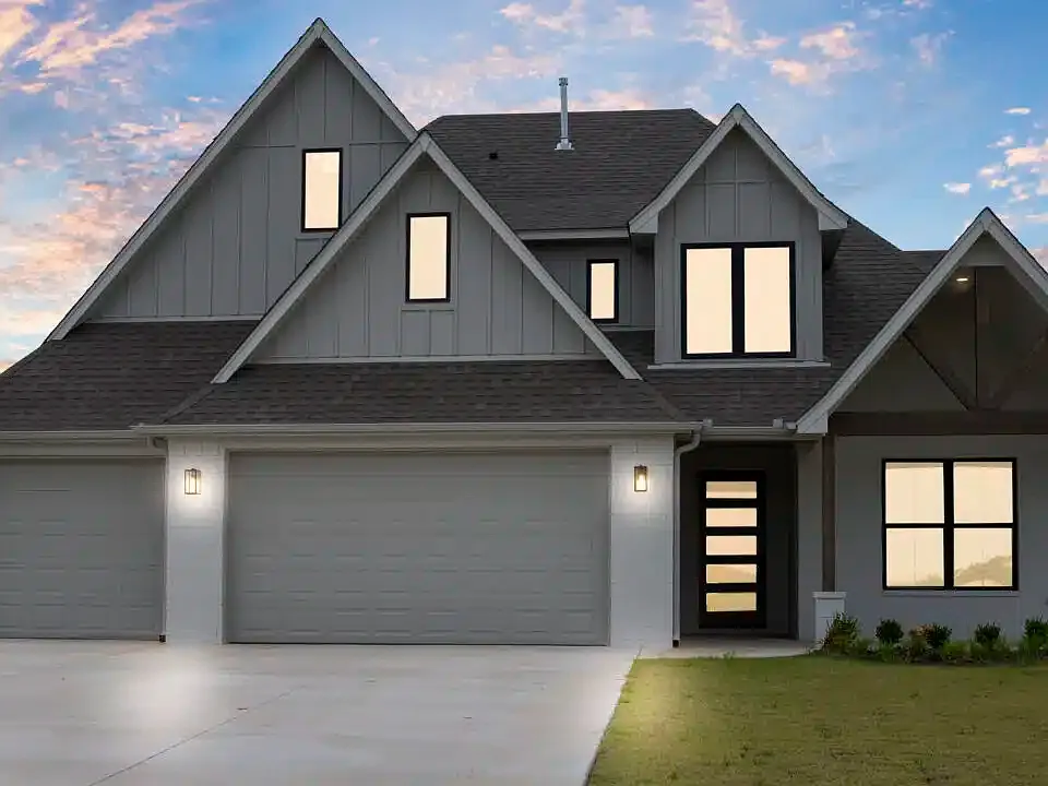 19010 Orchard Cir