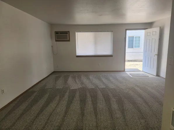 n1113, 1113 W Washington Ave #1, Yakima, WA 98903
