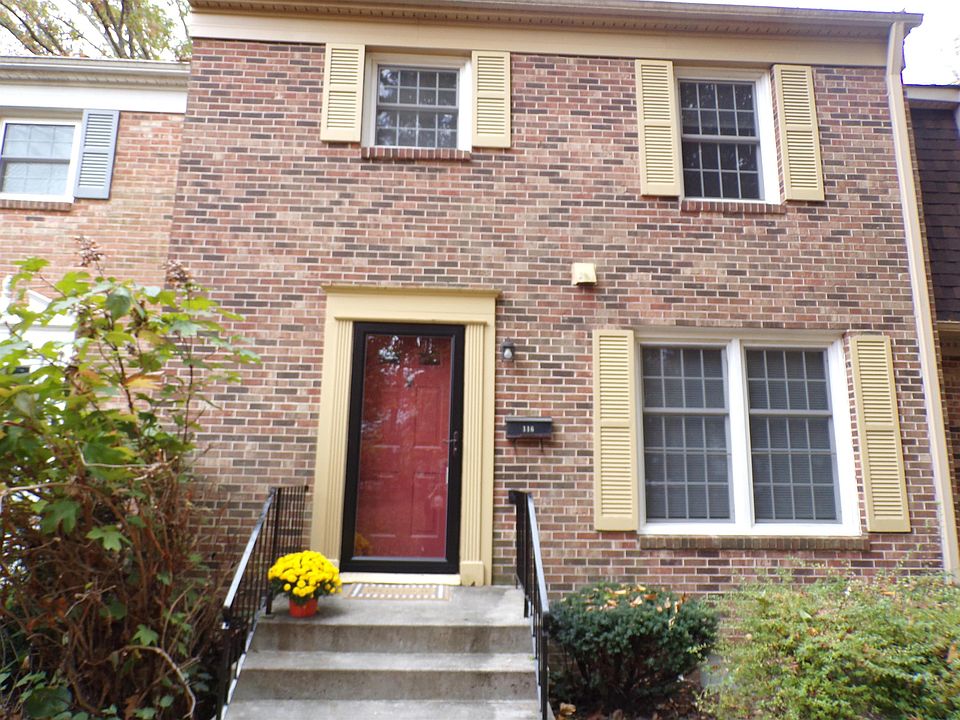 1st image of 116 Canterbury Ct
