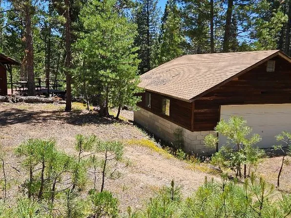 61 Silvertip Way, North Fork, CA 93643