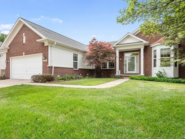 24219 Charlevoix St, Brownstown, MI 48134