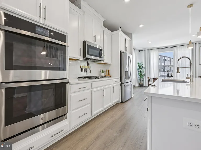 5601 Hyattsville Dr — Photo 27