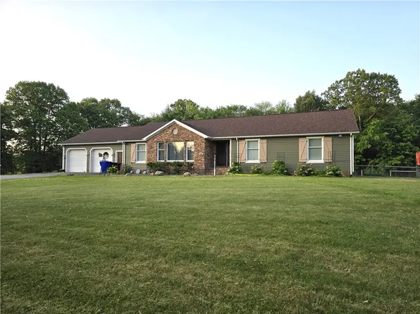 326 Five Points Rd, Edinburg, PA 16116
