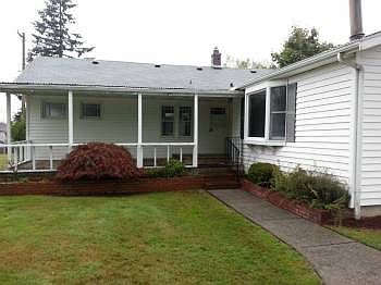 3rd image of 7803 Yakima Ave