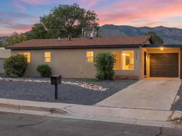 1520 Martha St NE, Albuquerque, NM 87112