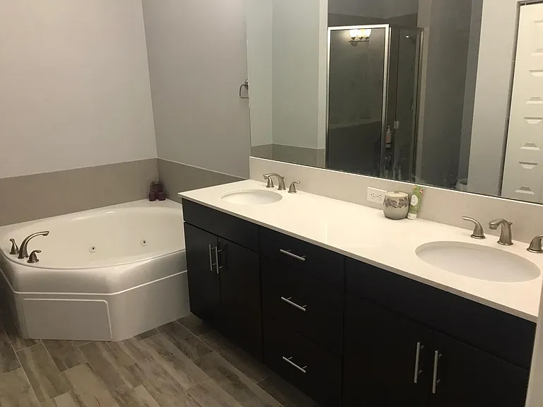 19103 NE 8th Ct — Photo 12
