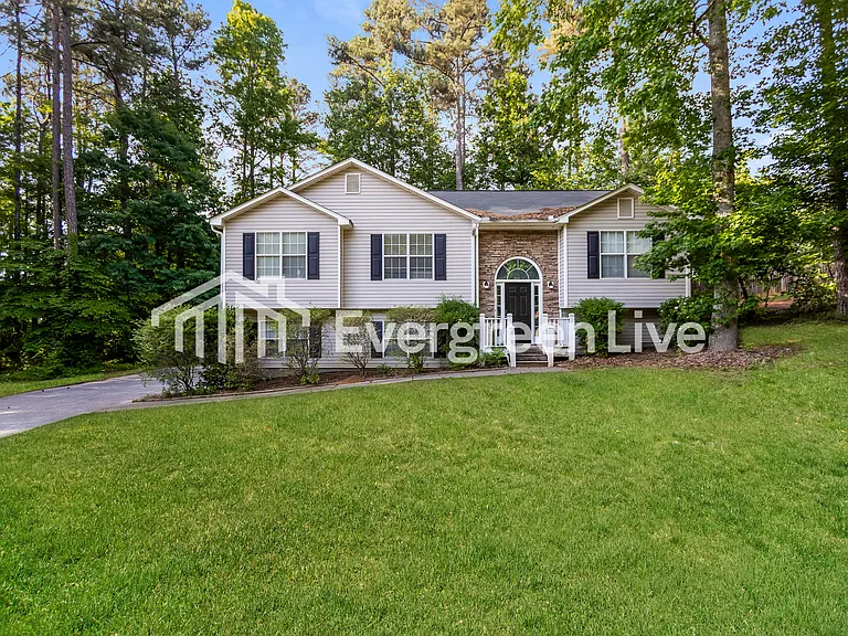 104 Battle Gate Ln — Photo 1