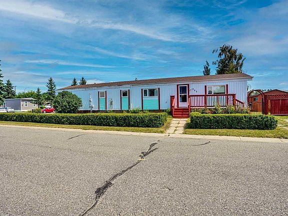 2nd image of 903 W Briar Cres